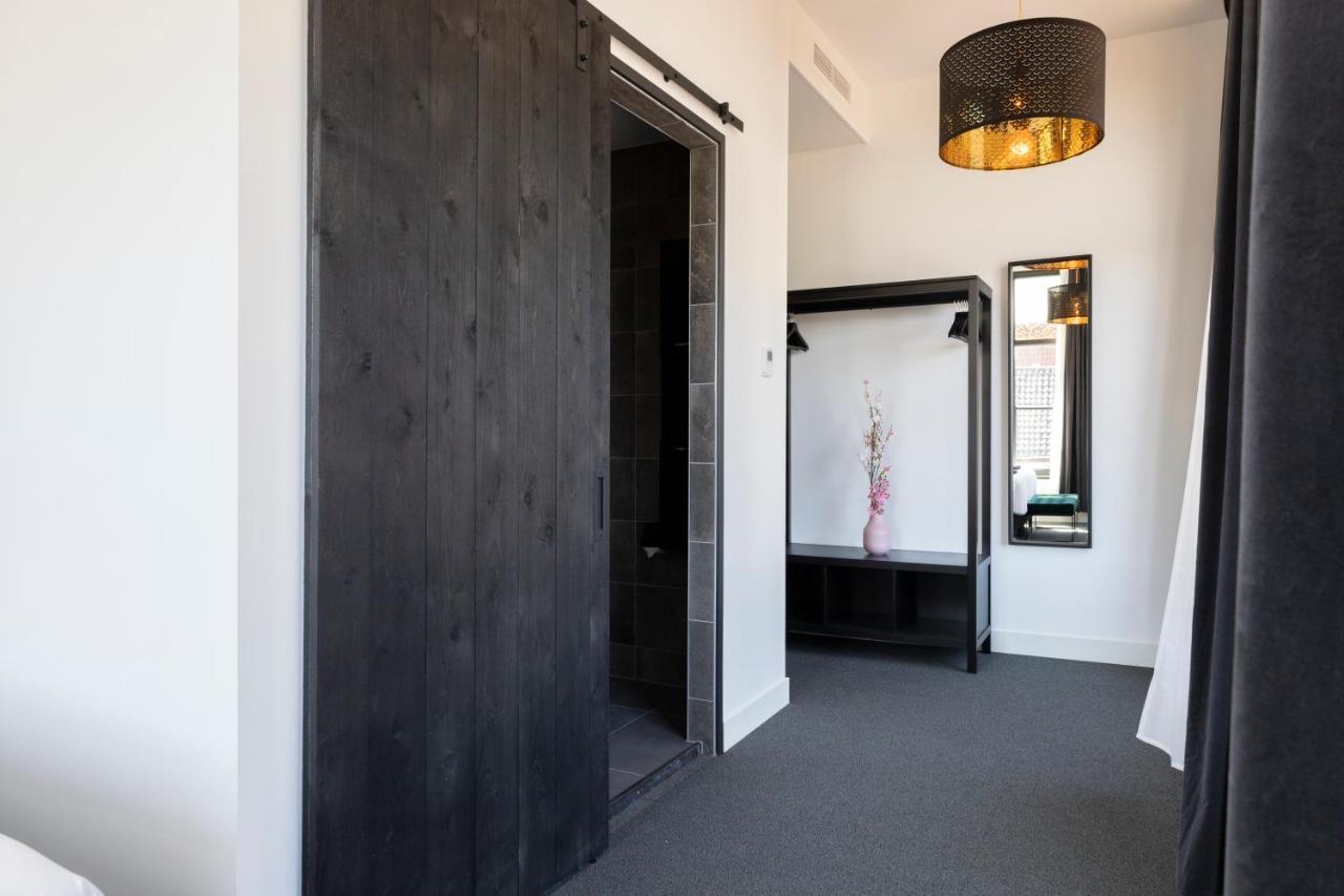 Apartment En Stadscafe De Dam L Monnickendam